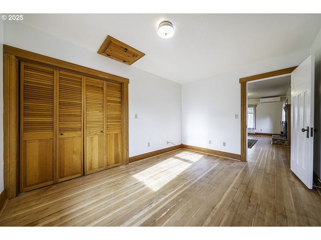 126 NURSERY St, Ashland, OR 97520