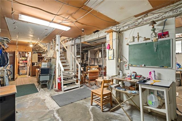 5708 Harrison Street, Kansas City, MO 64110