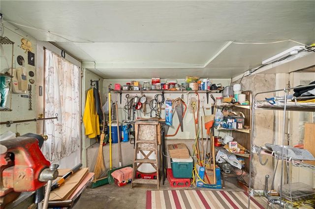 5708 Harrison Street, Kansas City, MO 64110