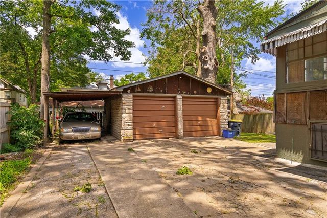 5708 Harrison Street, Kansas City, MO 64110