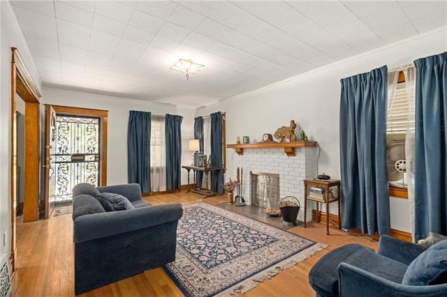 5708 Harrison Street, Kansas City, MO 64110