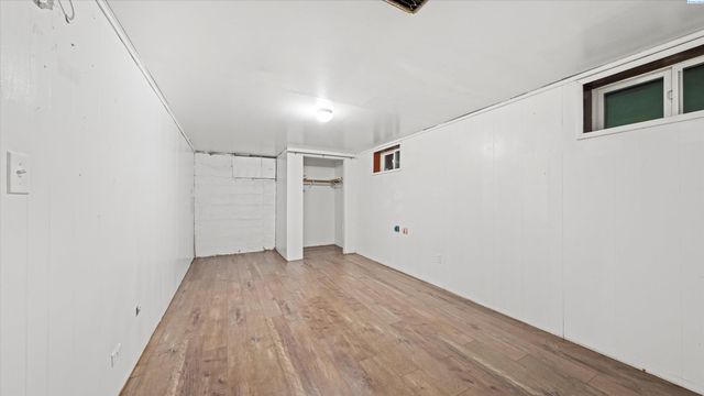 720 W Sylvester Street, Pasco, WA 99301