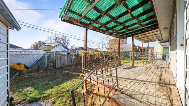 720 W Sylvester Street, Pasco, WA 99301