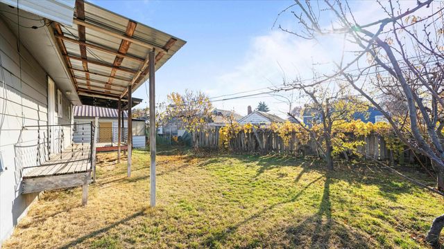 720 W Sylvester Street, Pasco, WA 99301