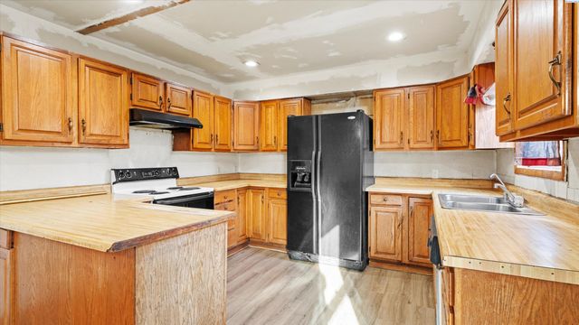 720 W Sylvester Street, Pasco, WA 99301