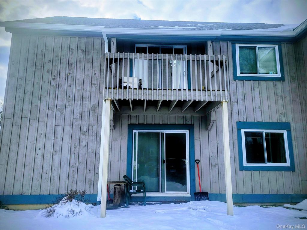 82 Sterling Street 82, Beacon, NY 12508