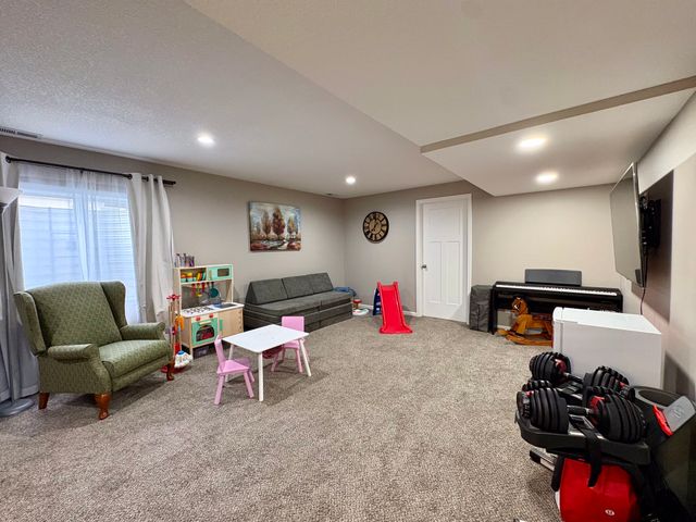 3542 NE Winding Trail Drive, Ankeny, IA 50021