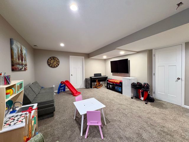 3542 NE Winding Trail Drive, Ankeny, IA 50021