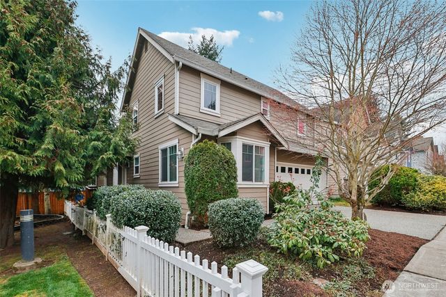 21303 41st Court W, Mountlake Terrace, WA 98043