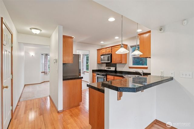 21303 41st Court W, Mountlake Terrace, WA 98043