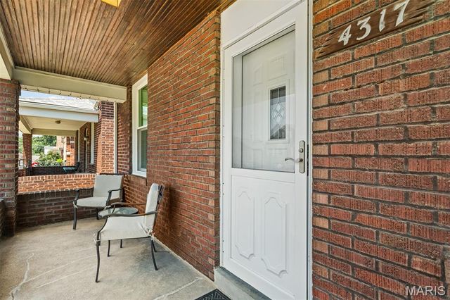 4317 Tyrolean Avenue, St Louis, MO 63116