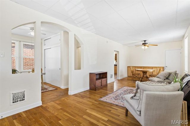 4317 Tyrolean Avenue, St Louis, MO 63116