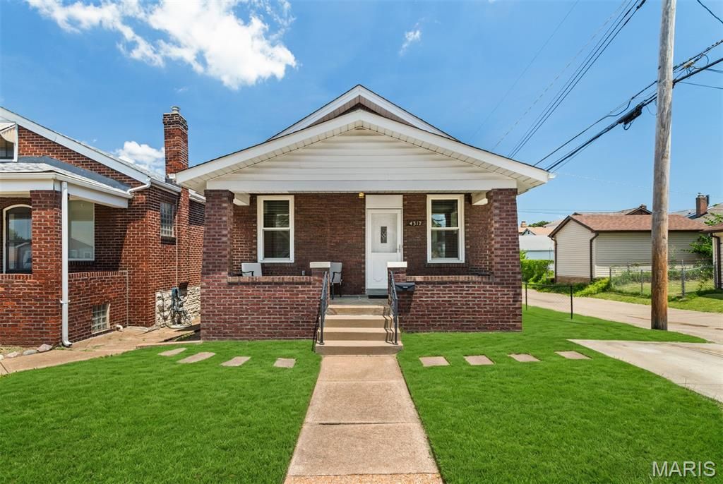 4317 Tyrolean Avenue, St Louis, MO 63116