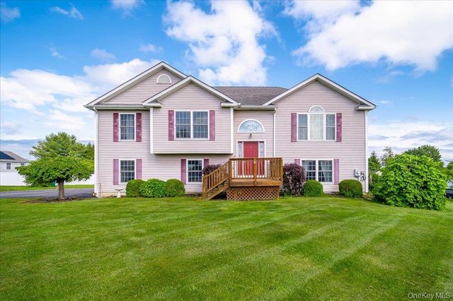 5 Sunrise Drive, Milton, NY 12547