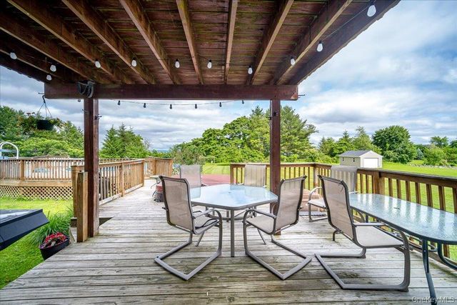 5 Sunrise Drive, Milton, NY 12547