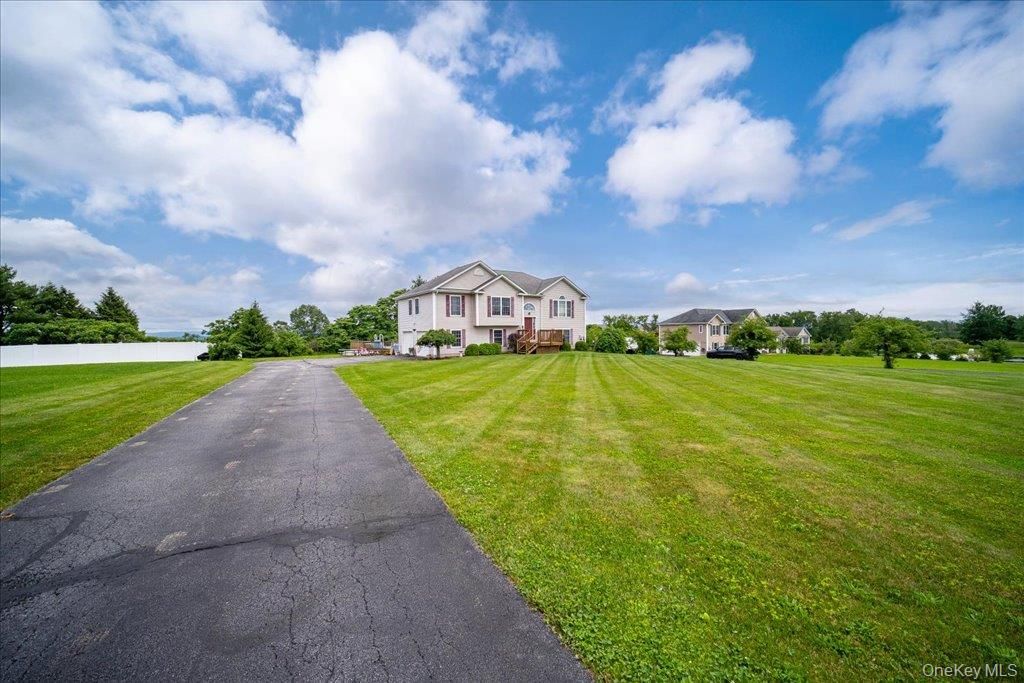 5 Sunrise Drive, Milton, NY 12547