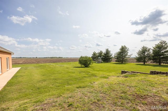 10642 Fuesser Road, Mascoutah, IL 62258