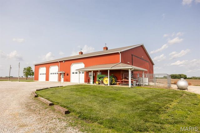 10642 Fuesser Road, Mascoutah, IL 62258