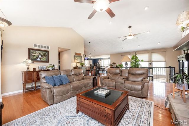 10642 Fuesser Road, Mascoutah, IL 62258