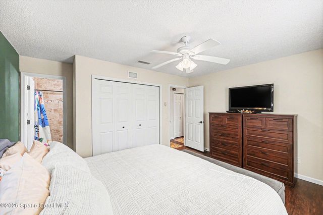 1070 Lee Avenue NW, Melbourne, FL 32907