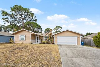 1070 Lee Avenue NW, Melbourne, FL 32907