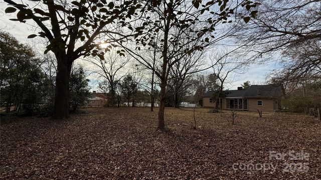 809 Howard Street, Shelby, NC 28152