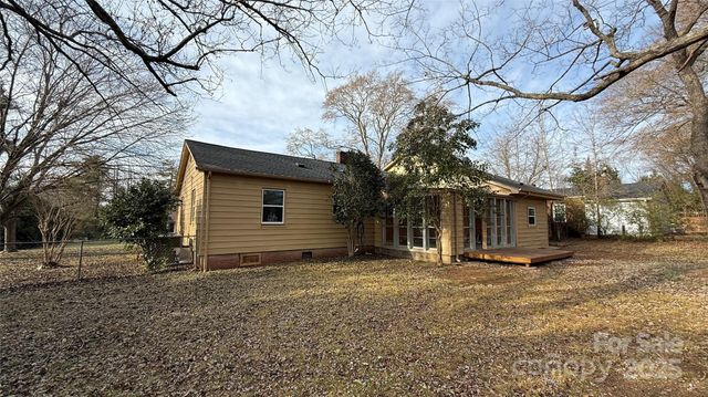 809 Howard Street, Shelby, NC 28152