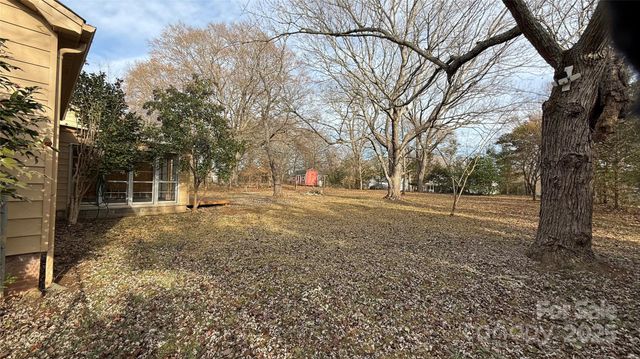 809 Howard Street, Shelby, NC 28152