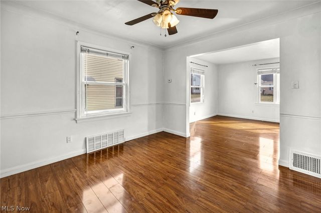 1931 Byrd Avenue, Cuyahoga Falls, OH 44223