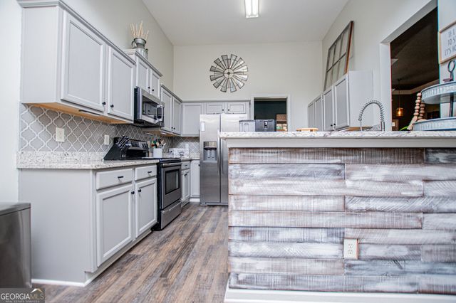 914 Safe Harbor Drive, Dallas, GA 30157