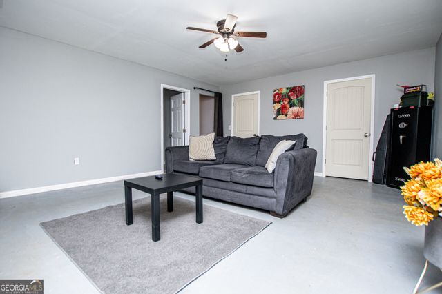 914 Safe Harbor Drive, Dallas, GA 30157