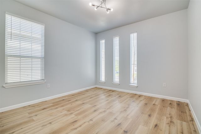 1321 Fletcher Street, Dallas, TX 75223