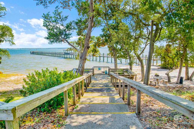 516 Elberta Loop, Lillian, AL 36549