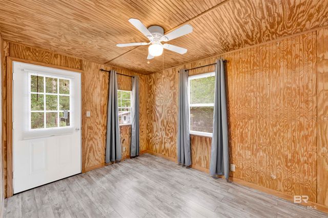 516 Elberta Loop, Lillian, AL 36549