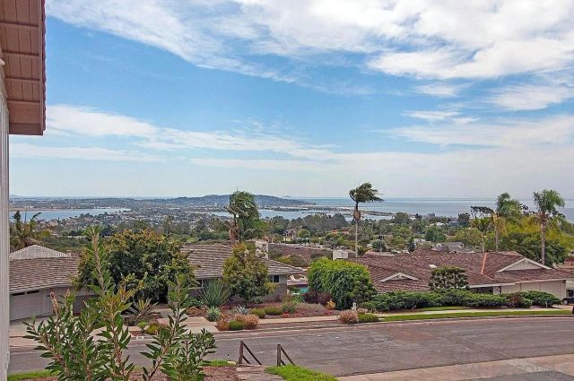 5415 Thunderbird, La Jolla, CA 92037