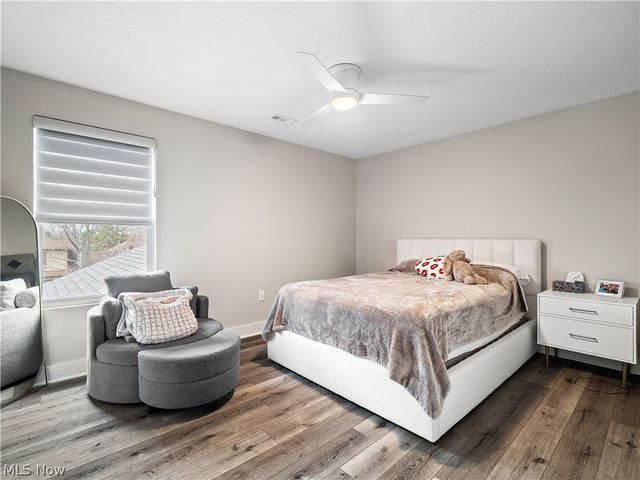 10134 Rosalee Lane, Strongsville, OH 44136