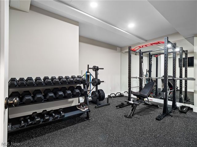 10134 Rosalee Lane, Strongsville, OH 44136