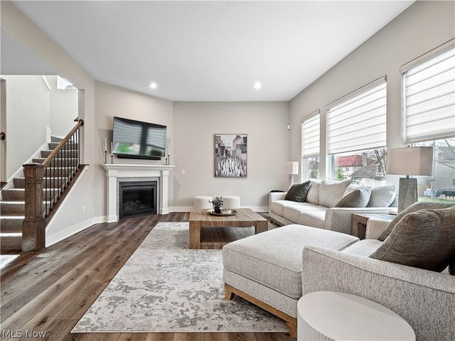 10134 Rosalee Lane, Strongsville, OH 44136