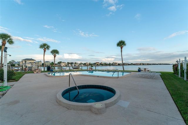 2539 GARY CIRCLE 603, Dunedin, FL 34698