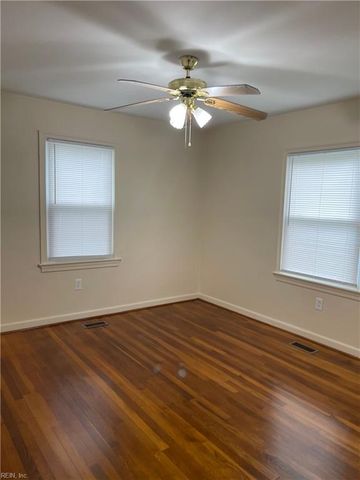 918 13th ST, Newport News, VA 23607