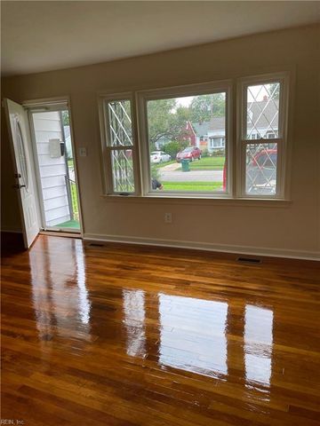918 13th ST, Newport News, VA 23607