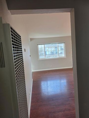 5745 Almaden Road D, San Jose, CA 95118