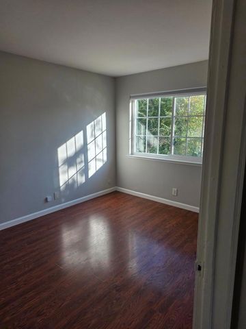 5745 Almaden Road D, San Jose, CA 95118