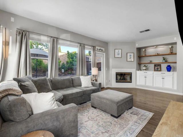 4480 Brisbane Way 1, Oceanside, CA 92058