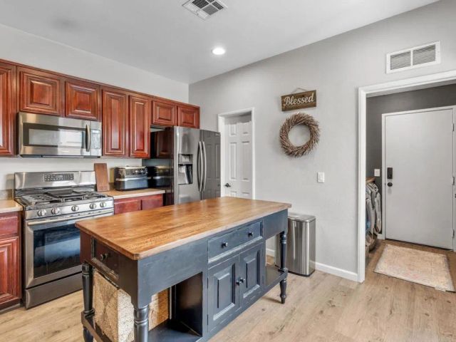 4480 Brisbane Way 1, Oceanside, CA 92058