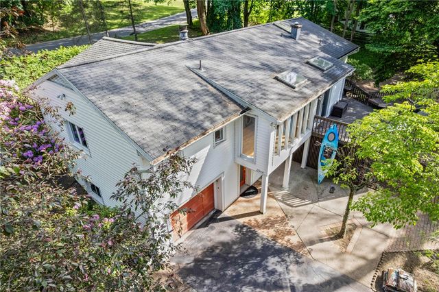 2 Red Fox Run, Perinton, NY 14534