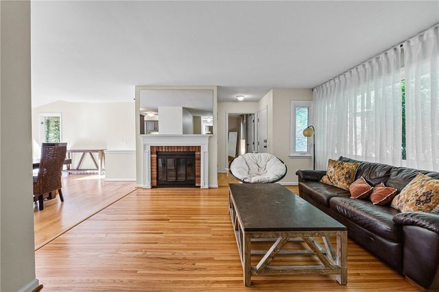 2 Red Fox Run, Perinton, NY 14534