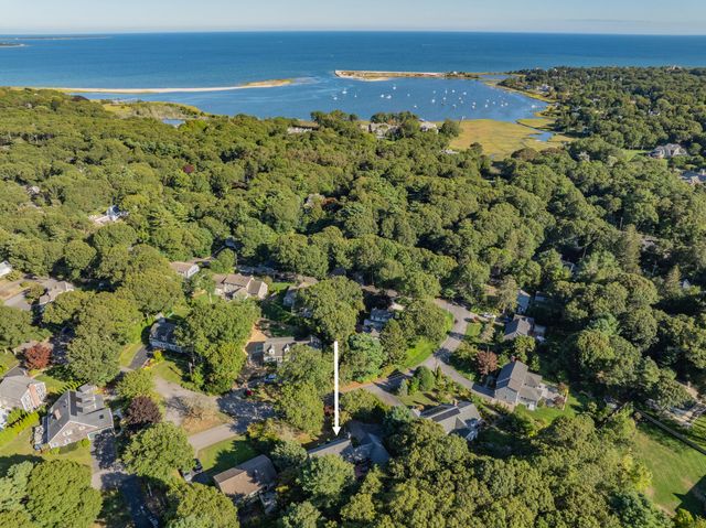 77 Robbins Street, Osterville, MA 02655