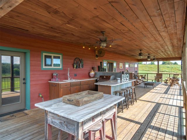 5282 N State Hwy 37, Winnsboro, TX 75494