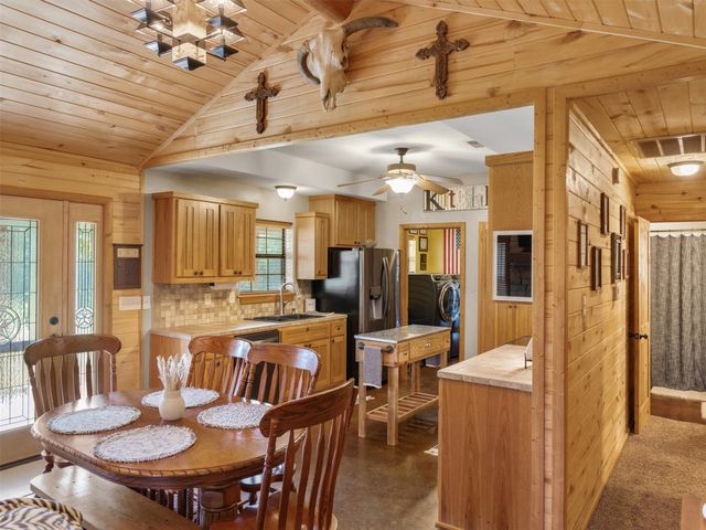 5282 N State Hwy 37, Winnsboro, TX 75494